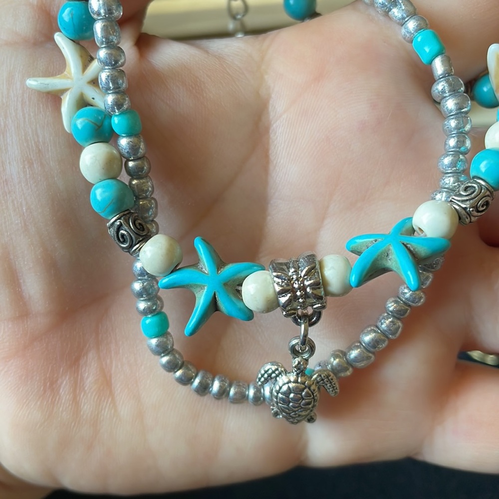 Bracelets - Picture 5 of 12